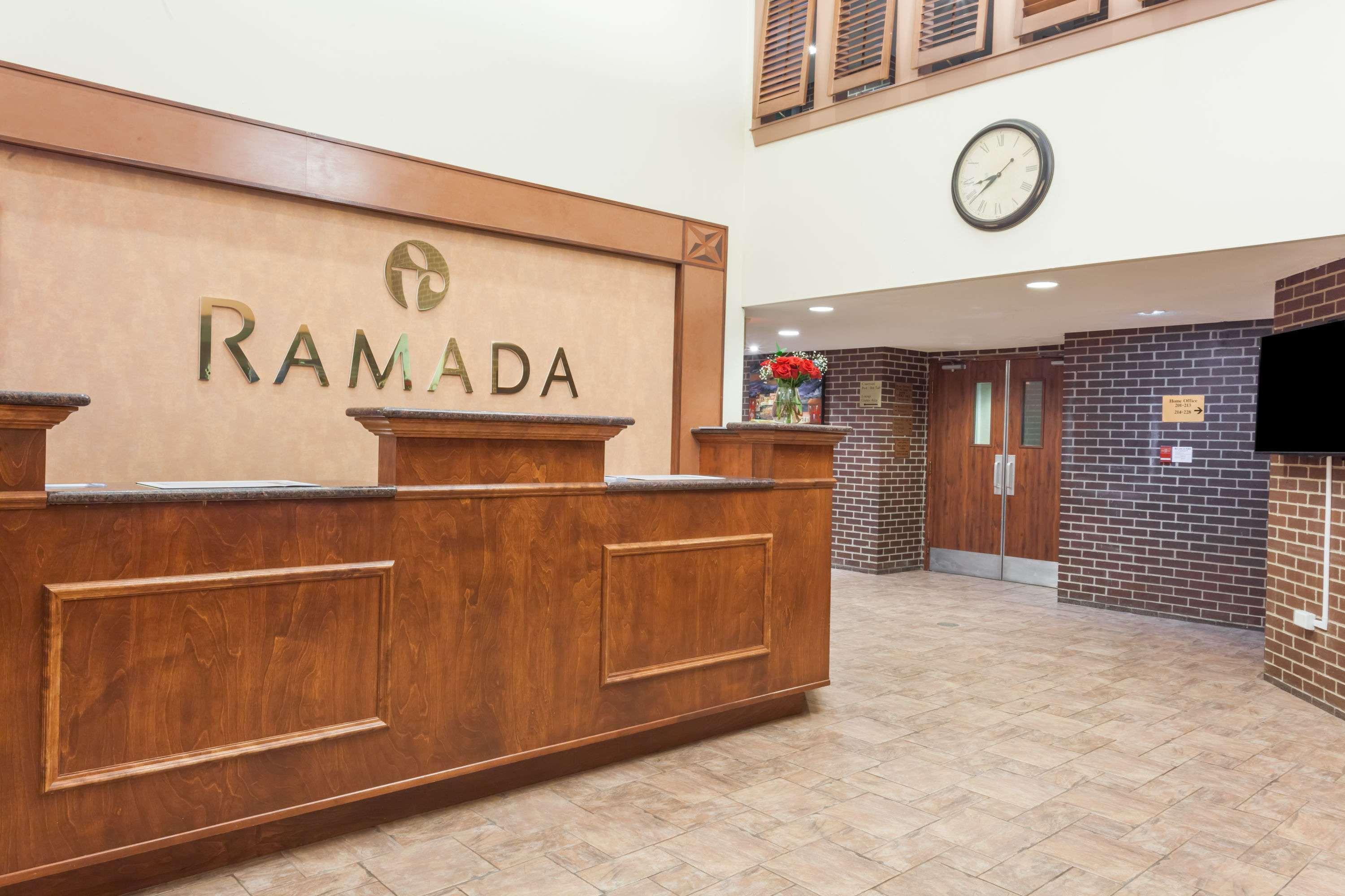 Hotel Ramada By Wyndham Fredericton Exteriér fotografie