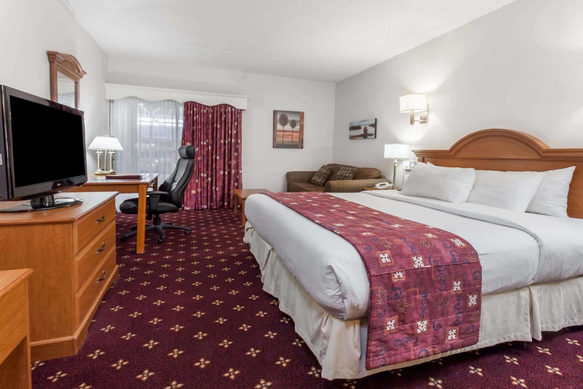 Hotel Ramada By Wyndham Fredericton Exteriér fotografie